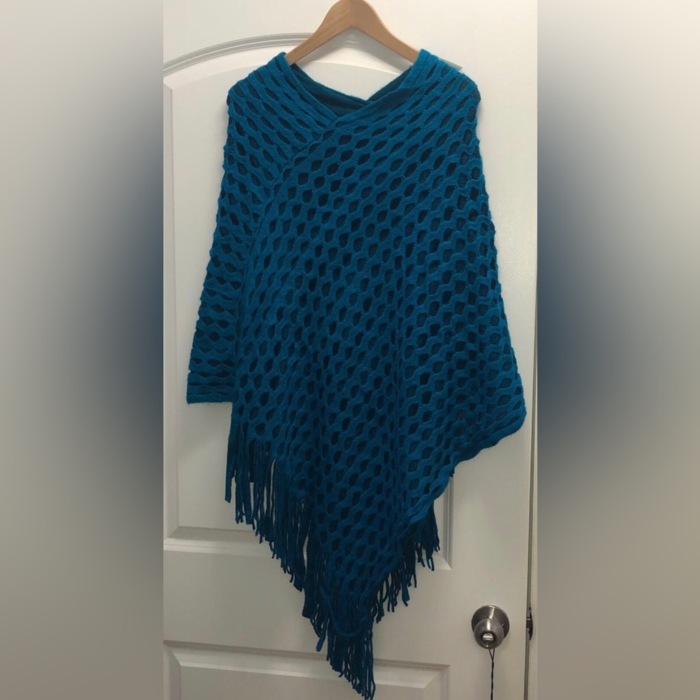Lady Warm Poncho Wrap Shawl Scarf Tassel Sweater.